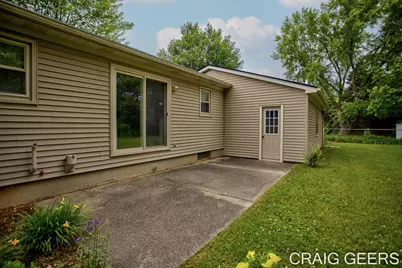 2864 Mustang Court NE, Grand Rapids, MI 49525 - Photo 6