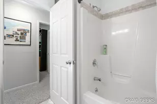 2521 Forest Bluff Dr SE, Grand Rapids, MI 49546 - Photo 42