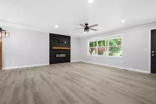 4582 E Y Ave, Vicksburg, MI 49097 - Photo 2