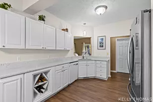 5892 Powderhorn Ct SW, Wyoming, MI 49418 - Photo 16