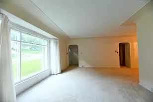 186 Grand Ave, Grand Haven, MI 49417 - Photo 22