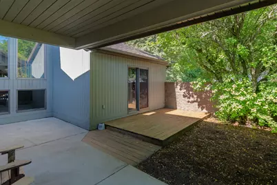381 Timber Drive, Coloma, MI 49038 - Photo 4