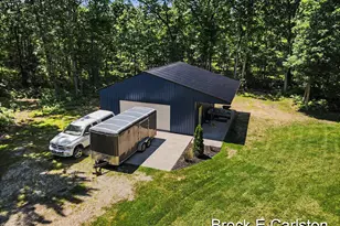 1294 Tall Tree Ln, Muskegon, MI 49445 - Photo 4
