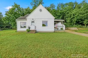 1950 Bauer Rd, Jenison, MI 49428 - Photo 2