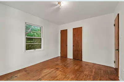 1057 Lyon Street NE, Grand Rapids, MI 49503 - Photo 16