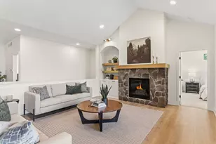 3126 Red Oak Dr, Saugatuck, MI 49453 - Photo 6