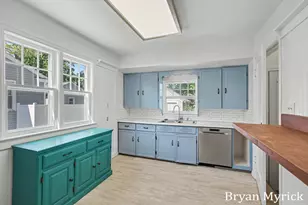 762 Central Ave, Holland, MI 49423 - Photo 6