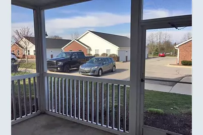 926 W Summerfield Glen Circle, Ann Arbor, MI 48103 - Photo 2