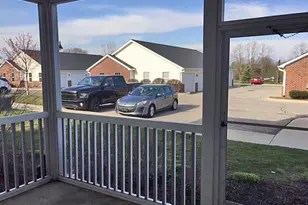 926 W Summerfield Gln Cir, Ann Arbor, MI 48103 - Photo 2