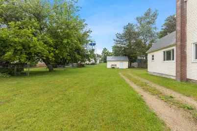 347 E Gardner Street, Sparta, MI 49345 - Photo 28