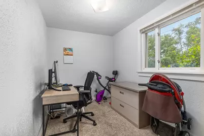 347 E Gardner Street, Sparta, MI 49345 - Photo 10