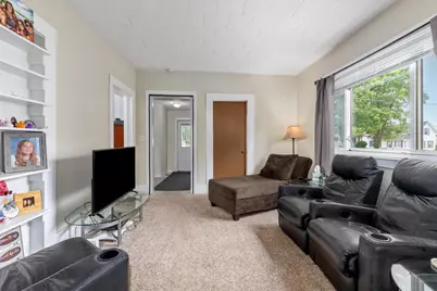 347 E Gardner Street, Sparta, MI 49345 - Photo 4