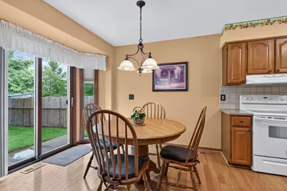 34555 Dover Avenue, Livonia, MI 48150 - Photo 8