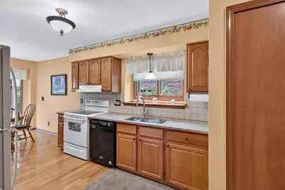 34555 Dover Avenue, Livonia, MI 48150 - Photo 14