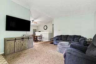 341 Nora St SE, Kentwood, MI 49548 - Photo 8