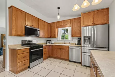 341 Nora Street SE, Kentwood, MI 49548 - Photo 4
