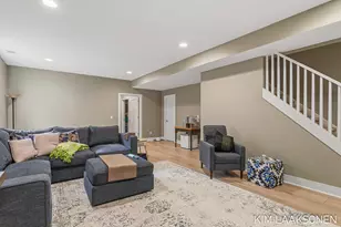 349 Parkside Ln, Douglas, MI 49406 - Photo 32