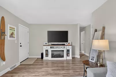 1371 Beckwith Avenue NE, Grand Rapids, MI 49505 - Photo 36
