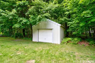 5915 141st Ave, Holland, MI 49423 - Photo 8