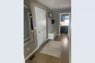 194 Hickory Valley Drive, Kalamazoo, MI 49009 - Photo 8