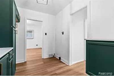 18061 Kentucky Street, Detroit, MI 48221 - Photo 14