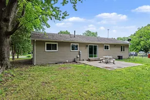 1100 Orchard Dr, Three Rivers, MI 49093 - Photo 4