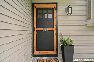 130 Regent St SE, Kentwood, MI 49548 - Photo 6