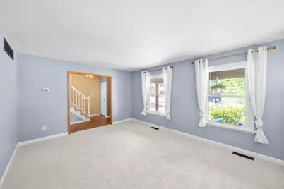 1079 Stamford Road, Ypsilanti, MI 48198 - Photo 10