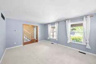 1079 Stamford Rd, Ypsilanti, MI 48198 - Photo 10