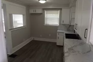 21 Gold Ave NW, Grand Rapids, MI 49504 - Photo 6