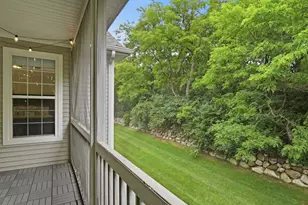 2946 Hunley Dr, Ann Arbor, MI 48105 - Photo 2