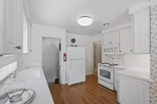3031 Syracuse St, Dearborn, MI 48124 - Photo 12