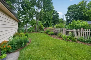 814 N Fairview Ave, Lansing, MI 48912 - Photo 40