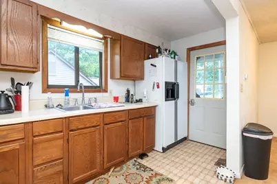 13631 Carefree Drive, Battle Creek, MI 49017 - Photo 6