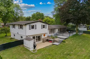 15049 Walters Dr, Marshall, MI 49068 - Photo 4