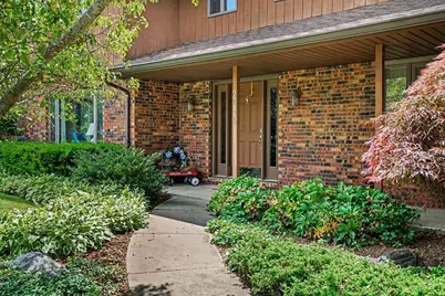 2616 Oakbrook Drive, Saint Joseph, MI 49085 - Photo 4