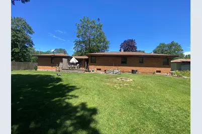 736 Lillian Street, Holland, MI 49424 - Photo 2