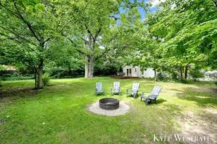 212 N Division St, Lowell, MI 49331 - Photo 32