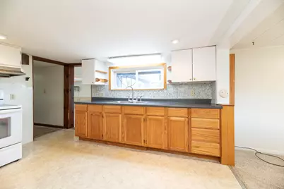 10334 Woodlawn Drive, Portage, MI 49002 - Photo 16