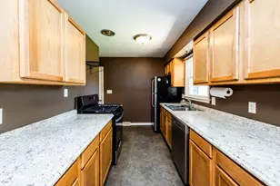 1111 Wedgewood Rd, Saint Joseph, MI 49085 - Photo 10
