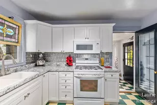 753 Lyon St NE, Grand Rapids, MI 49503 - Photo 18