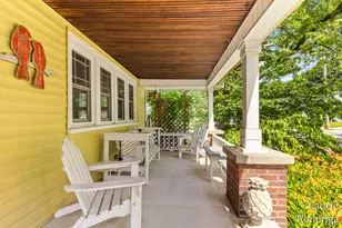753 Lyon St NE, Grand Rapids, MI 49503 - Photo 4