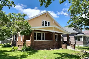 1607 6th St, Muskegon, MI 49441 - Photo 2