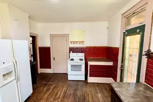 1607 6th St, Muskegon, MI 49441 - Photo 22