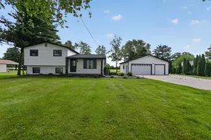 3371 Van Vleet Rd, Swartz Creek, MI 48473 - Photo 1