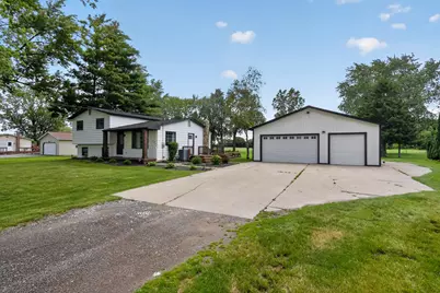3371 Van Vleet Road, Swartz Creek, MI 48473 - Photo 2