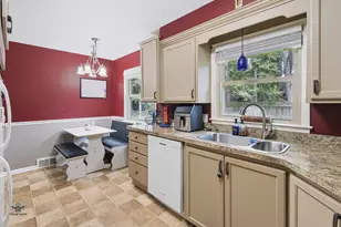 1420 Owen St, Lansing, MI 48915 - Photo 8