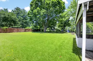 1049 Bloomfield Ave, Plainwell, MI 49080 - Photo 16