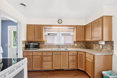 1049 Bloomfield Avenue, Plainwell, MI 49080 - Photo 8