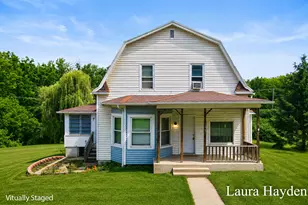 1367 E Riverside Dr, Ionia, MI 48846 - Photo 1